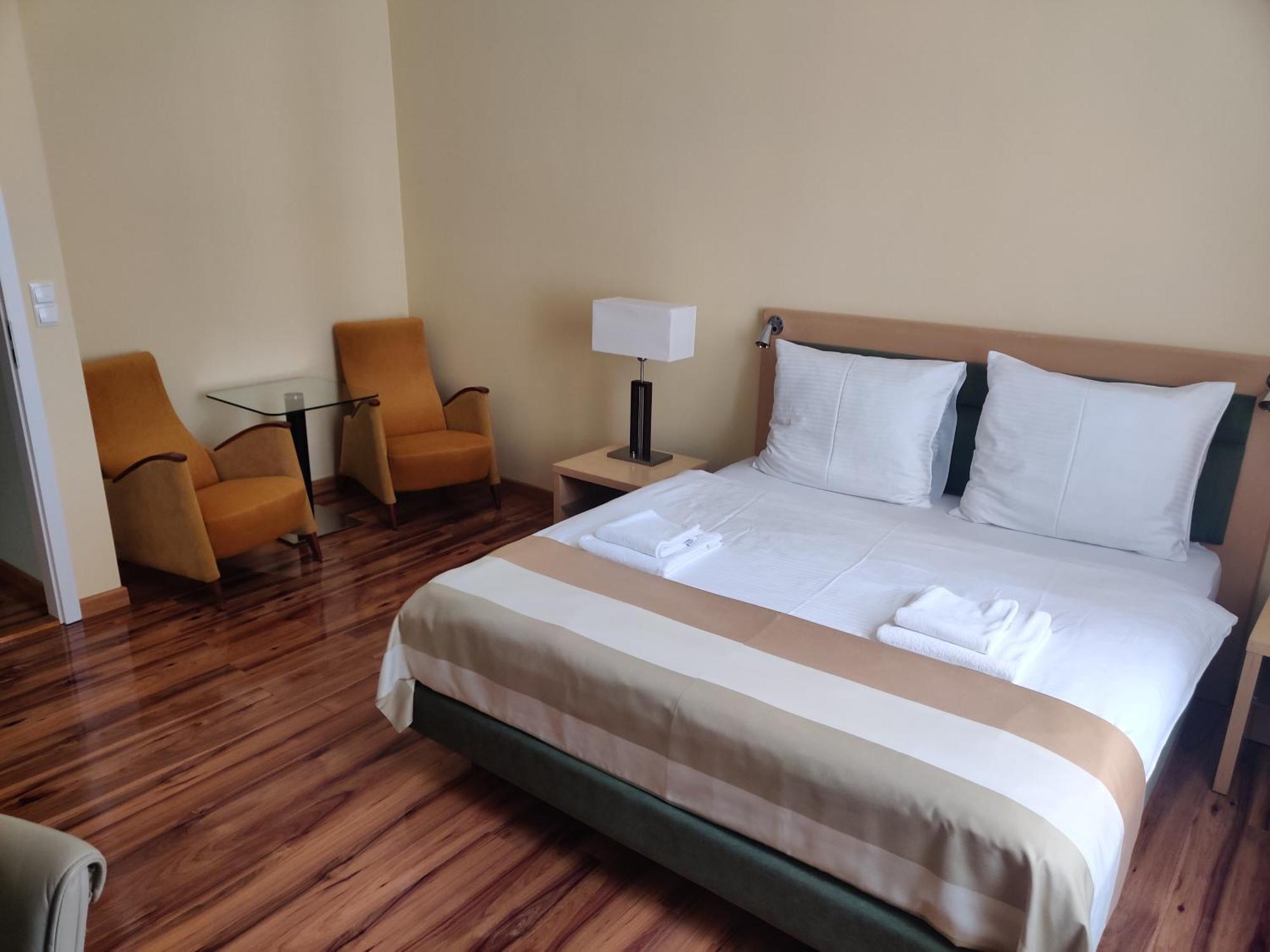 Apartamenty Tessa Jagiellonska Katowice Buitenkant foto